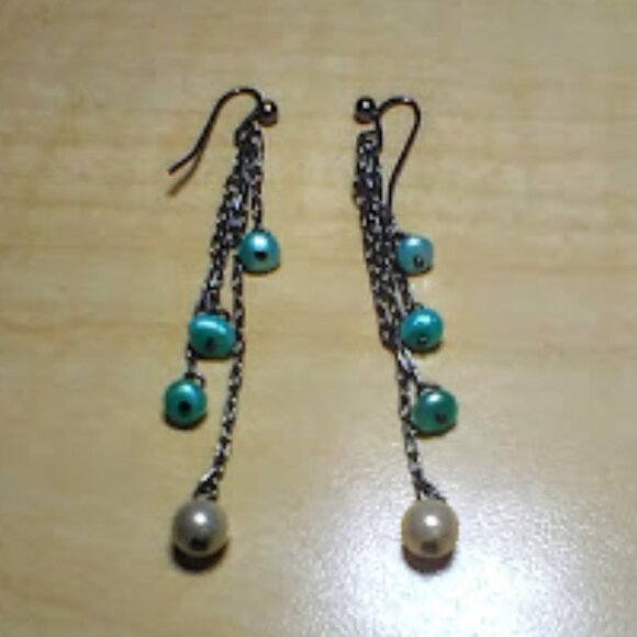 Teal & White Beaded Dangle Chain Earrings : 2 1/4" long - Picture 7 of 9